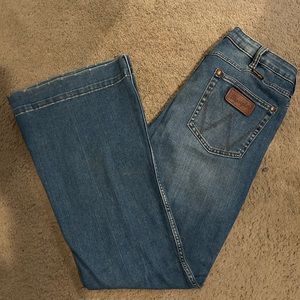 Wrangler Retro Flares